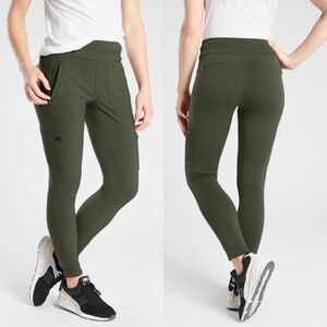 Athleta Headlands Hybrid Cargo Womens aspen olive pants size 4